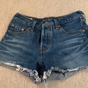 Women’s Levi’s Blue Jean Shorts size 24